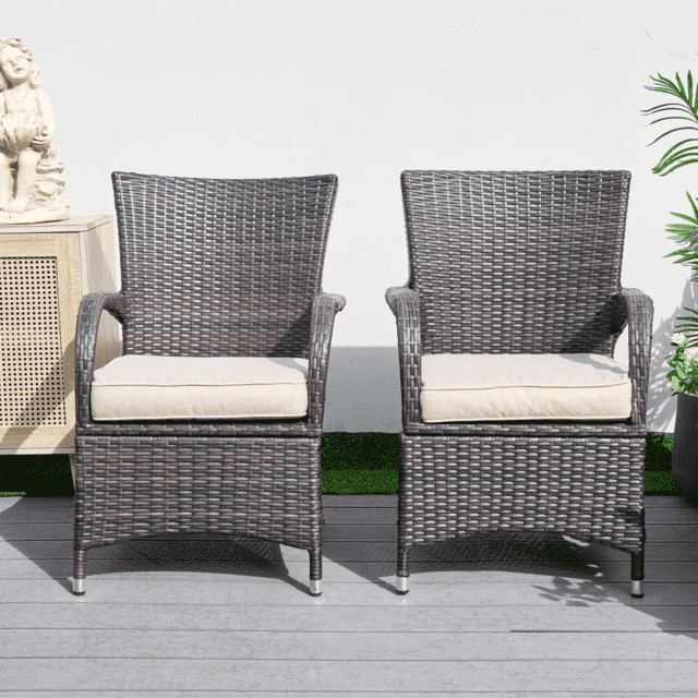 VI 202B Outdoor Rattan Armchair